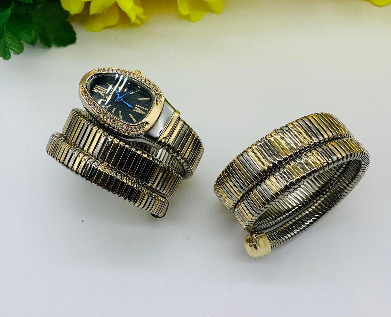 Women's Luxury Stretch Wrap Bracelet Watch – Fashion Coil Wrist Watch